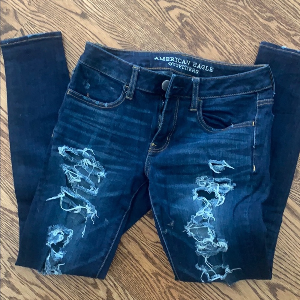 Dark blue super ripped American Eagle Jeans